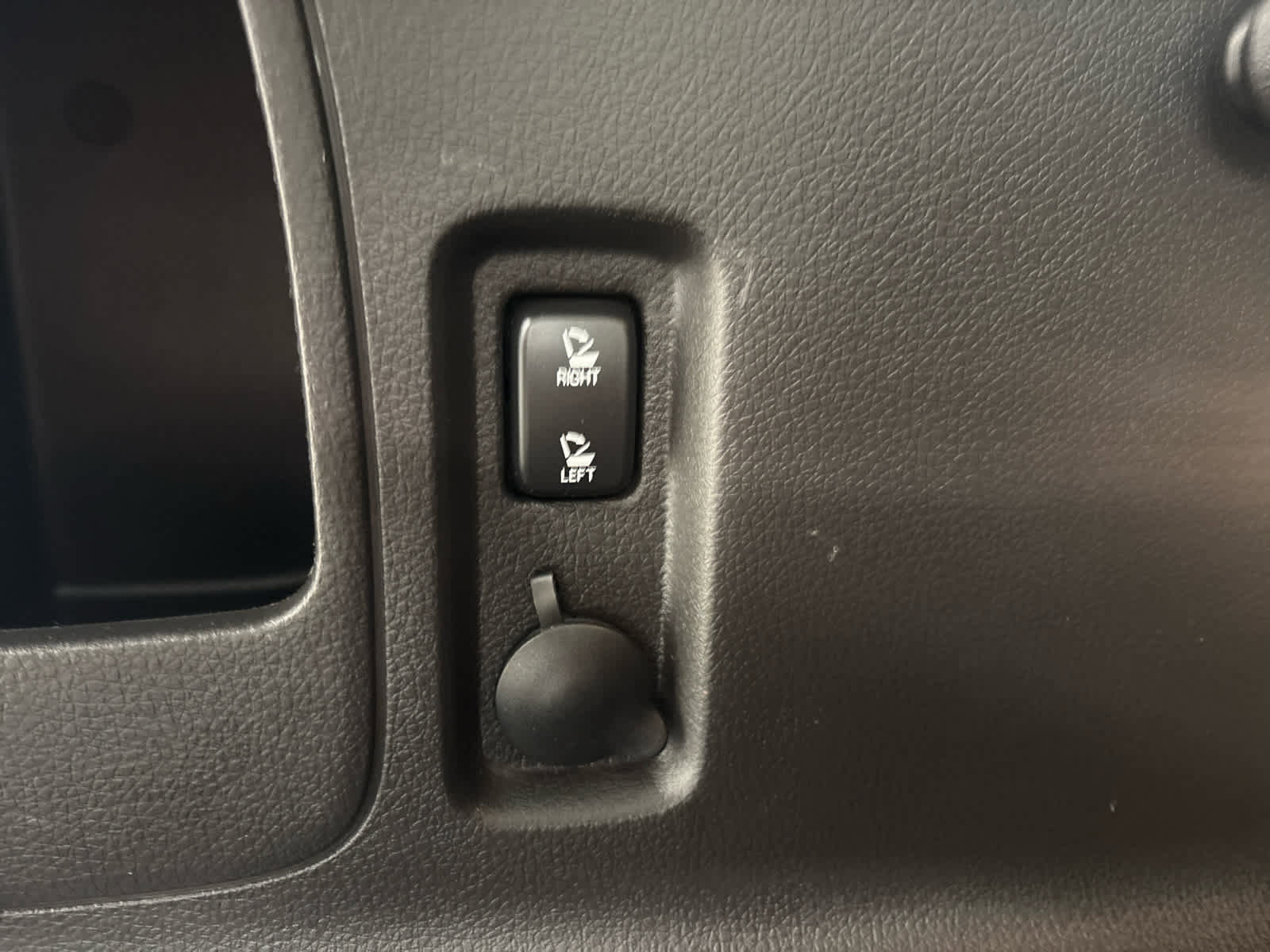 Used 2014 Ford Edge Limited AWD/4WD image 27