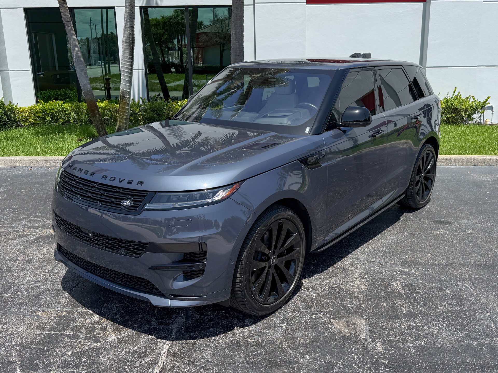 Used 2023 Land Rover Range Rover Sport First Edition AWD/4WD image 10
