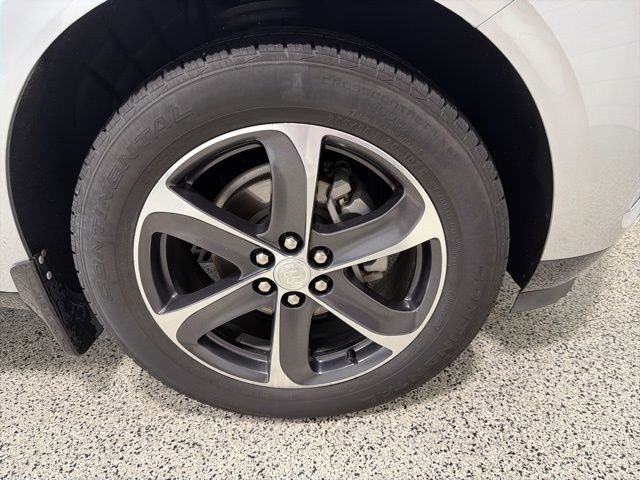 Used 2020 Buick Enclave Essence w/ Sport Touring Edition image 33