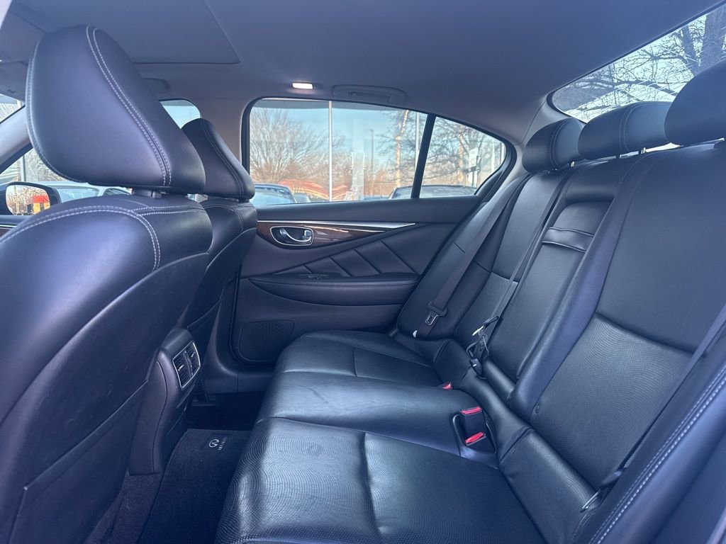 Used 2014 INFINITI Q50 Premium w/ Deluxe Touring Package image 18
