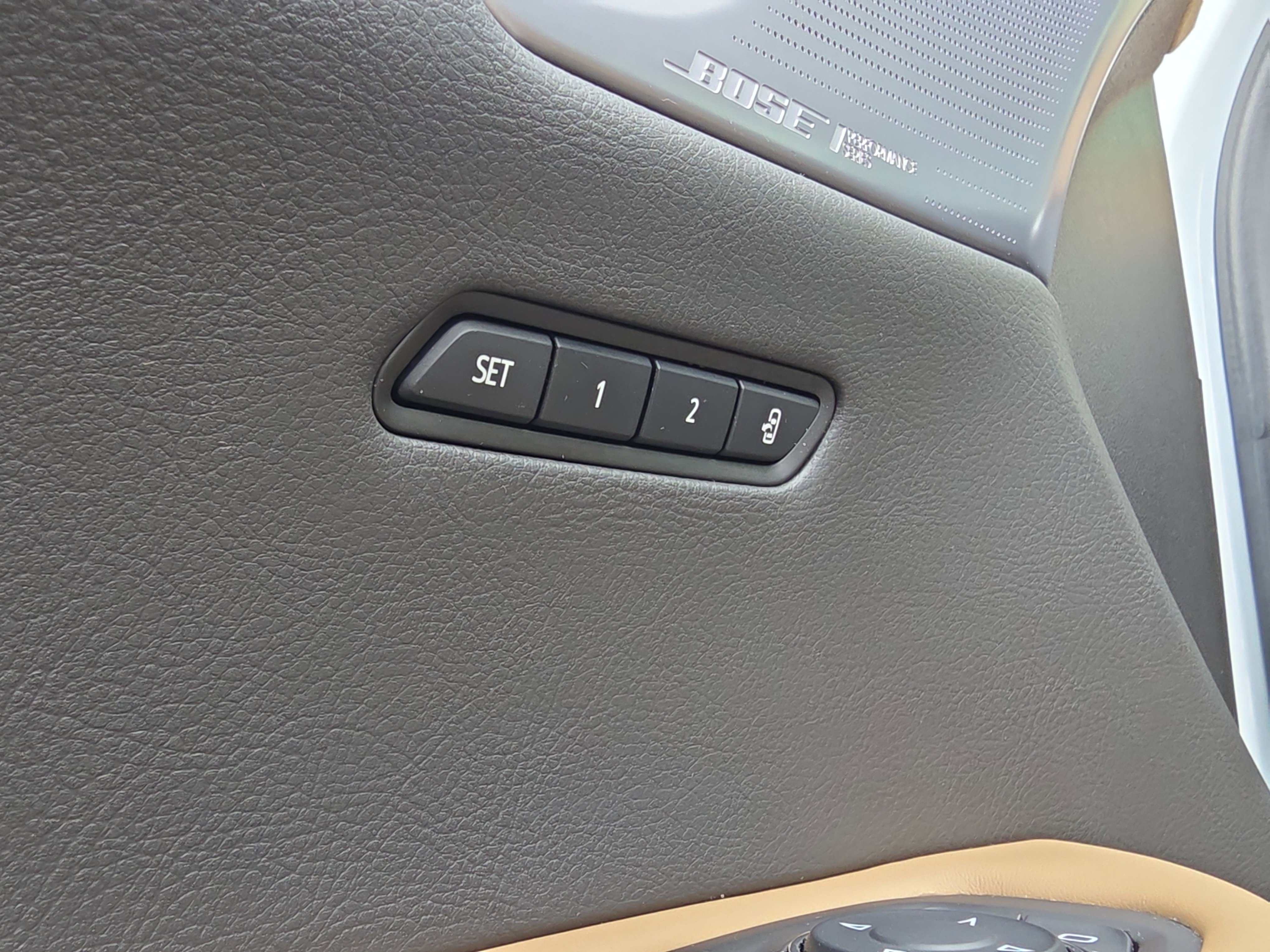 Used 2025 Cadillac XT6 Sport w/ Platinum Package image 19