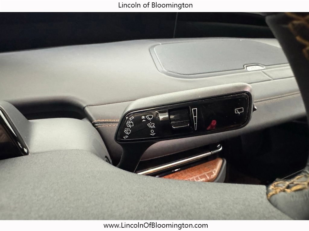 New 2025 Lincoln Navigator L Black Label AWD/4WD image 57