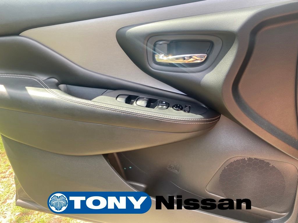 Used 2023 Nissan Murano S image 30