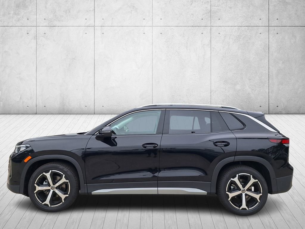 New 2026 Volkswagen Tiguan SE image 2