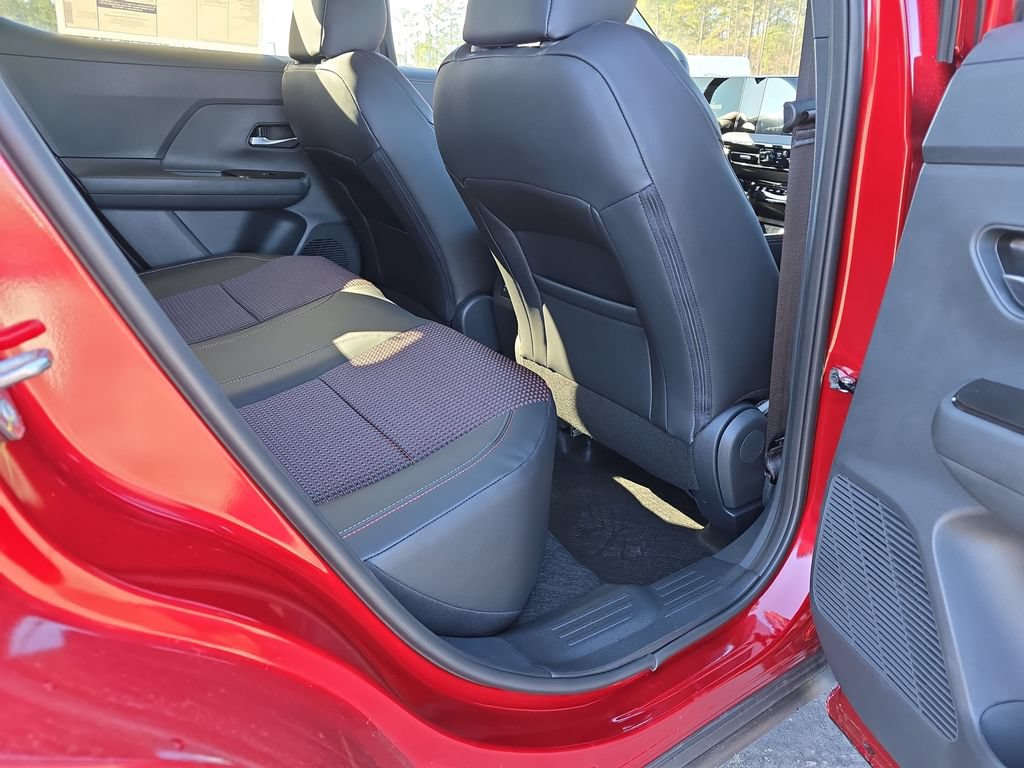 New 2026 Nissan Kicks SR w/ SR Premium Package FWD image 14
