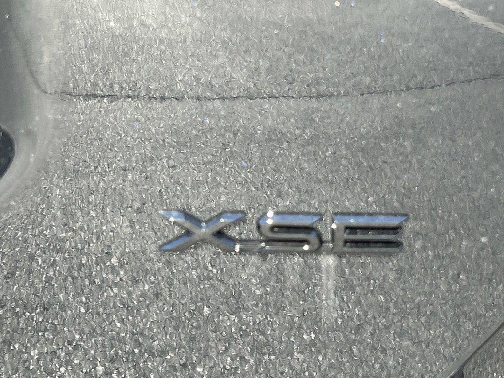 New 2026 Toyota RAV4 XSE AWD/4WD image 12