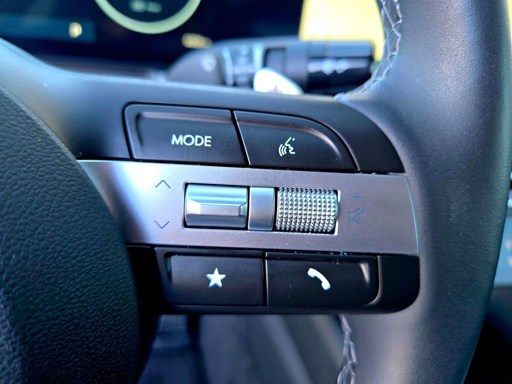 Certified 2025 Hyundai Sonata Limited image 14