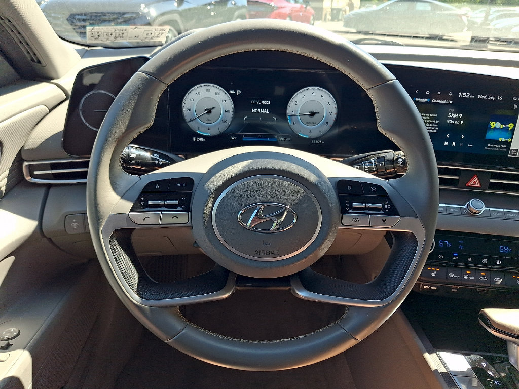 Used 2023 Hyundai Elantra SEL w/ Convenience Package FWD image 19
