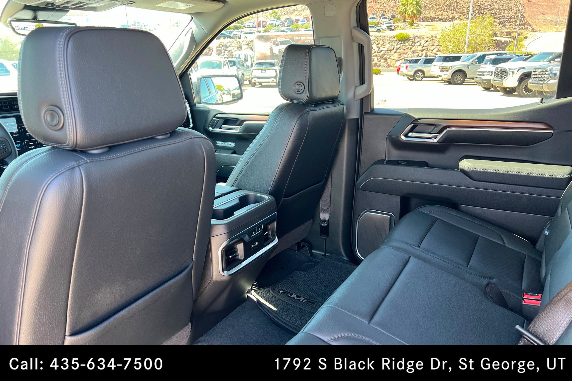 Used 2025 GMC Sierra 1500 Denali w/ Denali Reserve Package AWD/4WD image 19