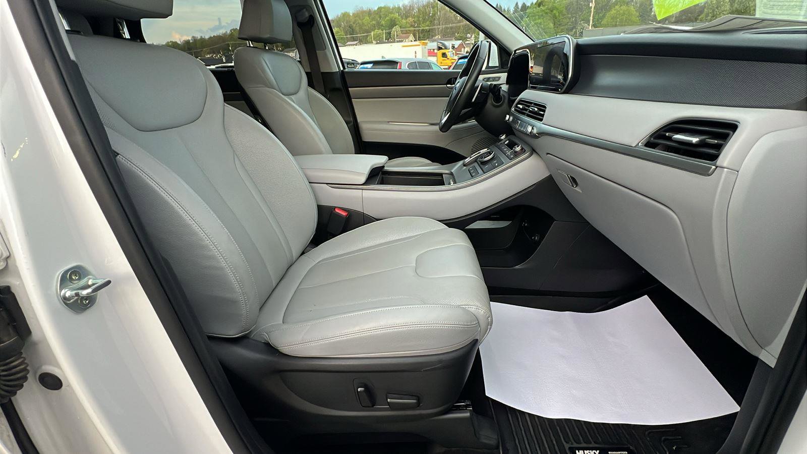 Used 2021 Hyundai Palisade SEL w/ Premium Package image 13