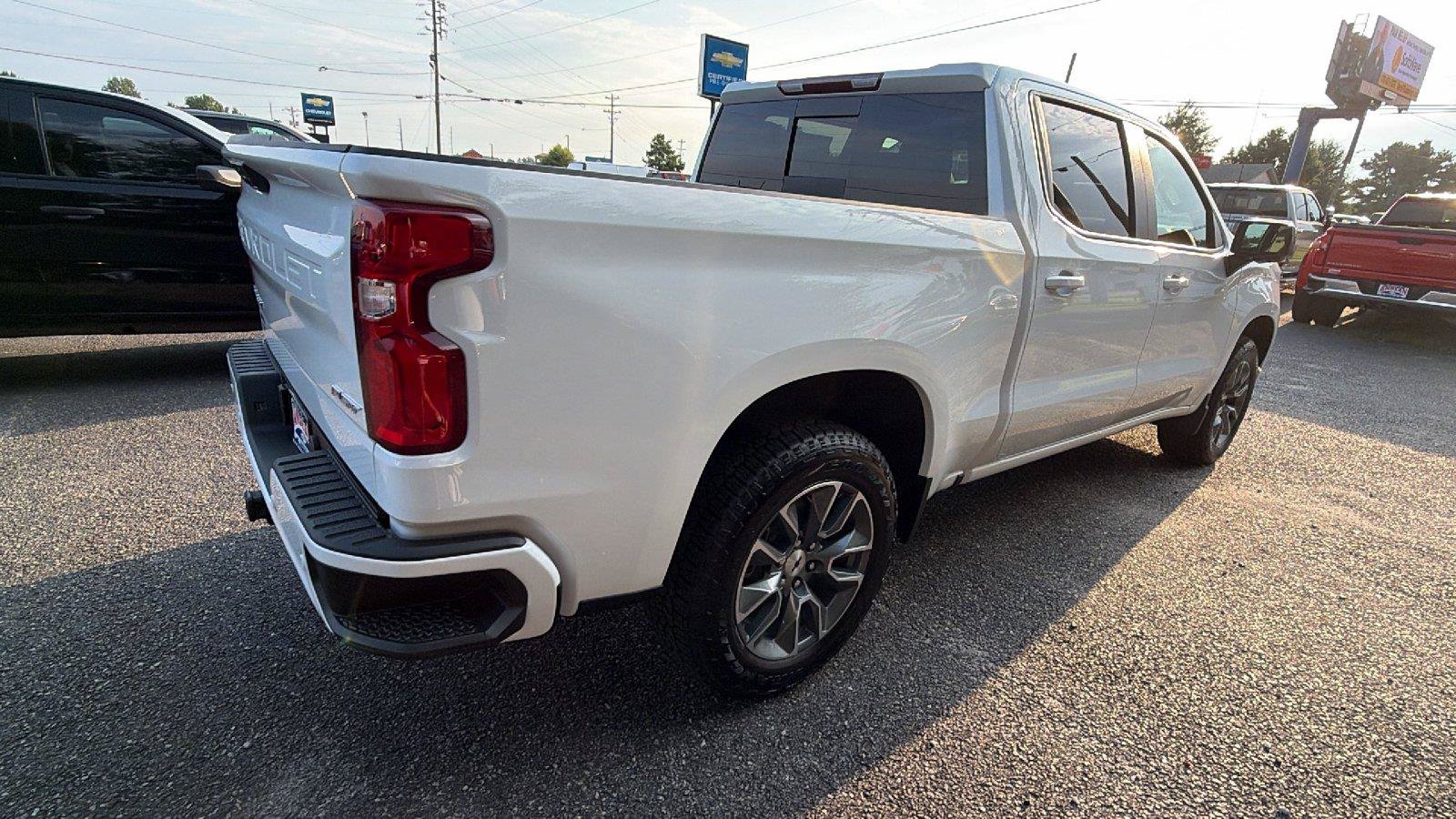 New 2026 Chevrolet Silverado 1500 RST w/ RST All Star Premium Package AWD/4WD image 8