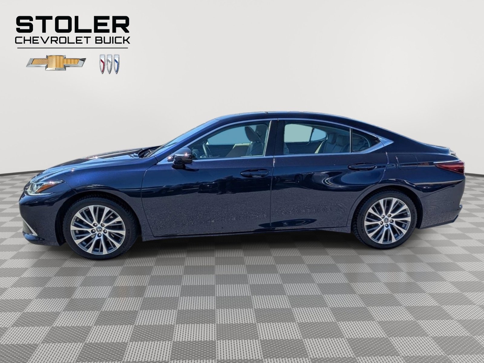 Used 2021 Lexus ES 350 w/ Premium Package FWD image 2