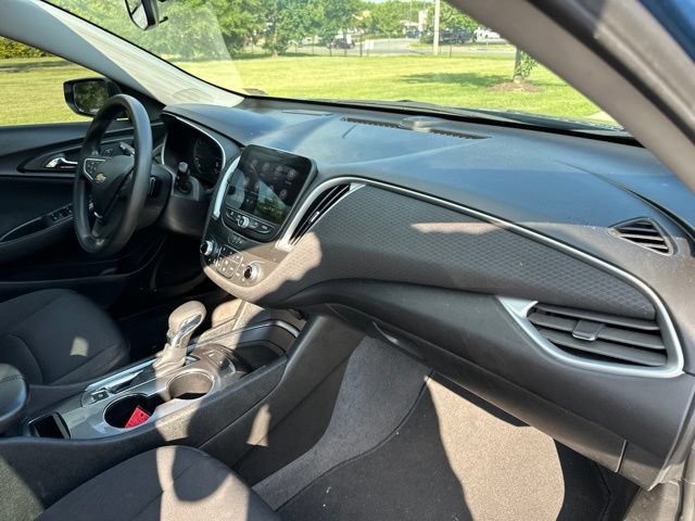 Used 2024 Chevrolet Malibu LT FWD image 27