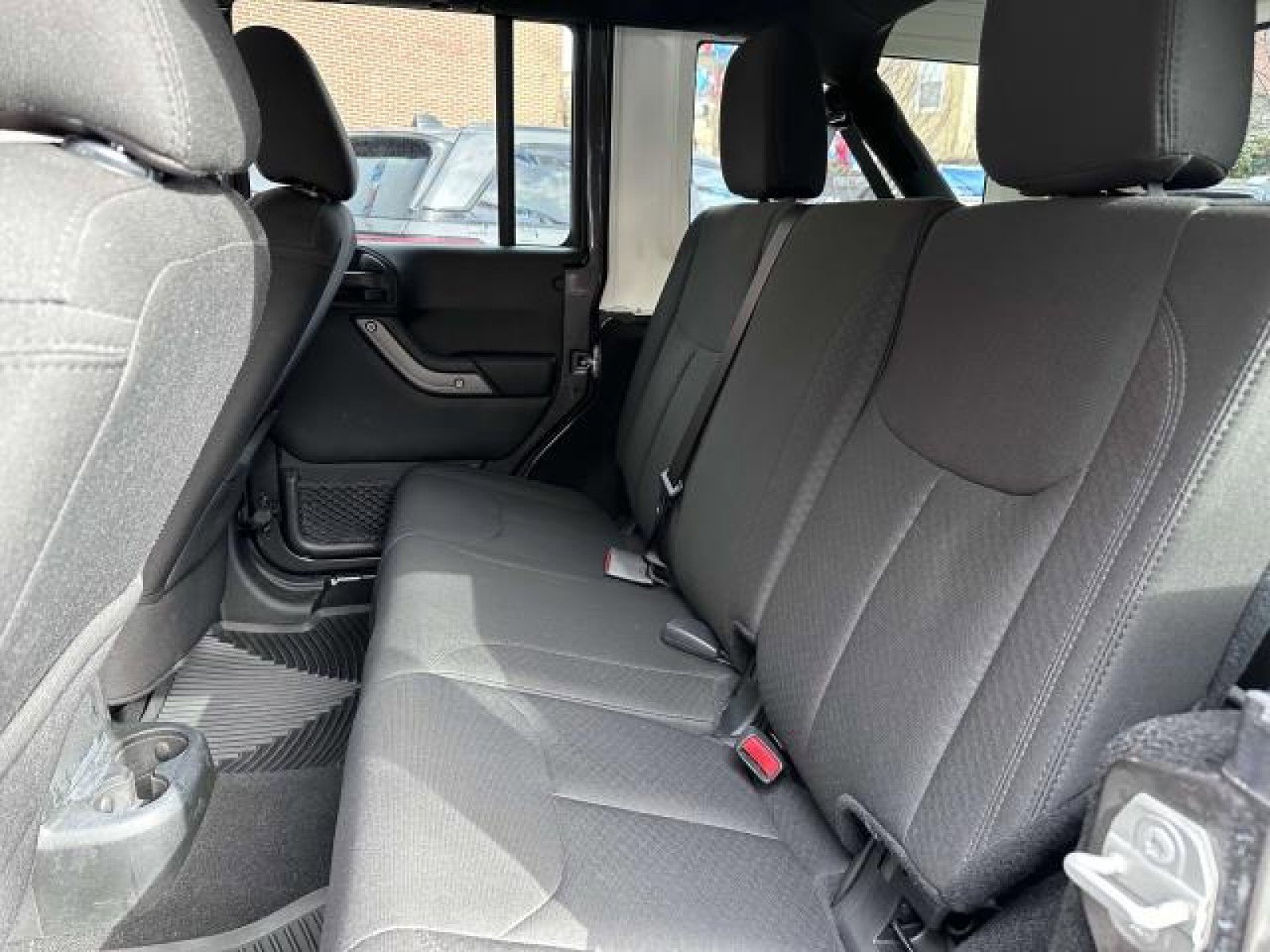 Used 2018 Jeep Wrangler Unlimited Sport S image 16