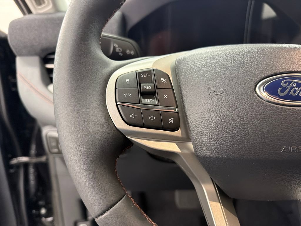 New 2026 Ford Explorer Active w/ Active Comfort Package RWD image 19
