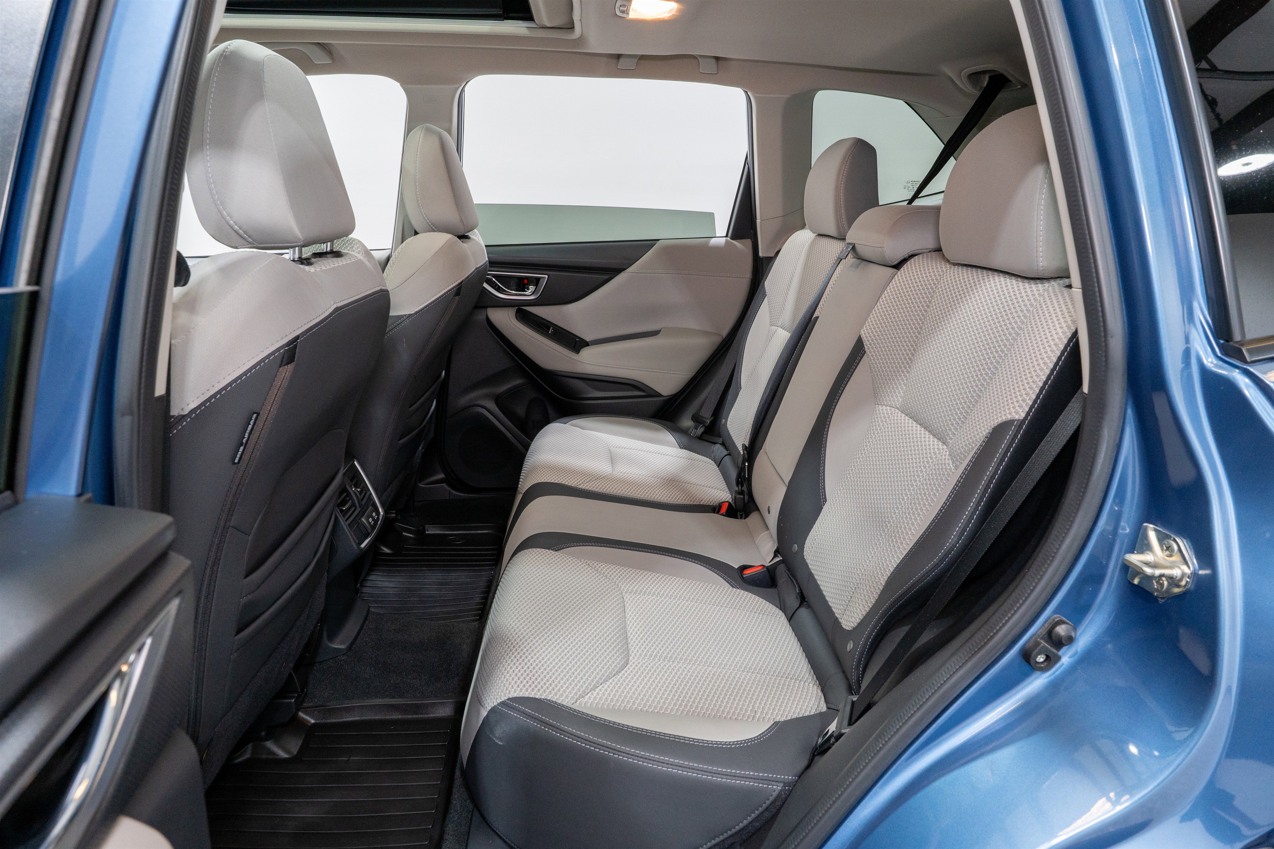 Used 2019 Subaru Forester Premium AWD/4WD image 31