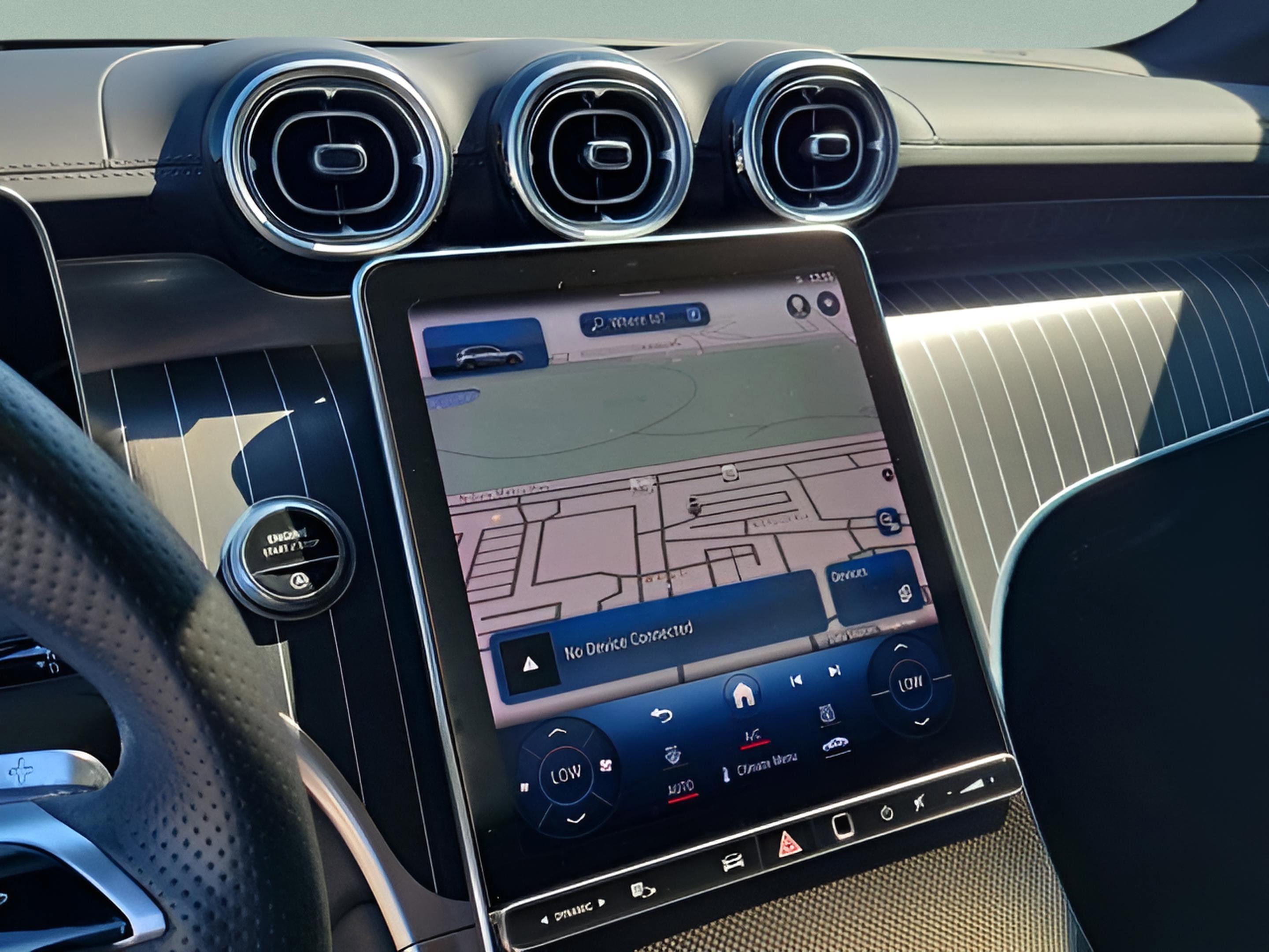 Used 2023 Mercedes-Benz GLC 300 image 26