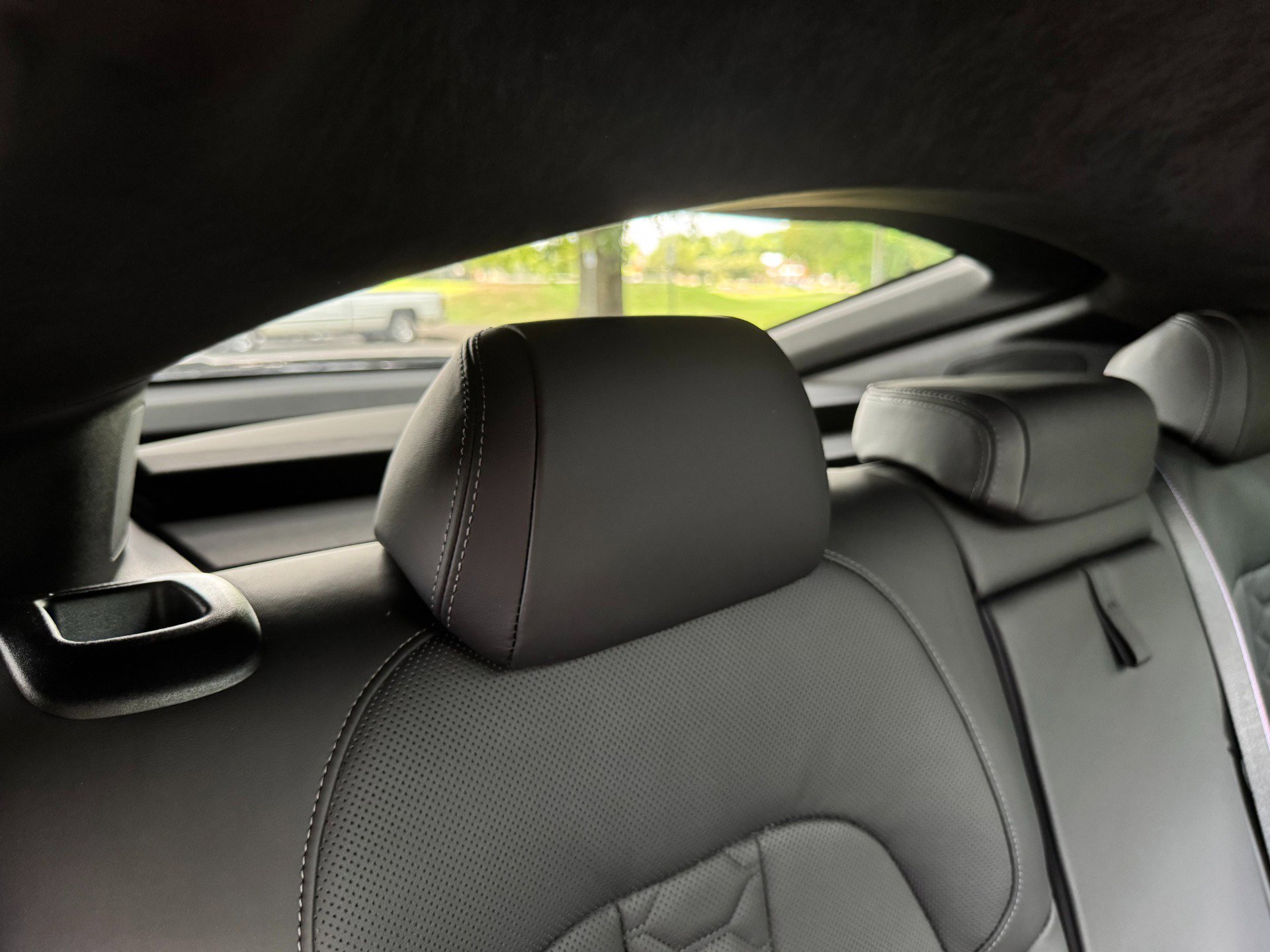 Used 2024 BMW X6 M Competition w/ Executive Package image 46