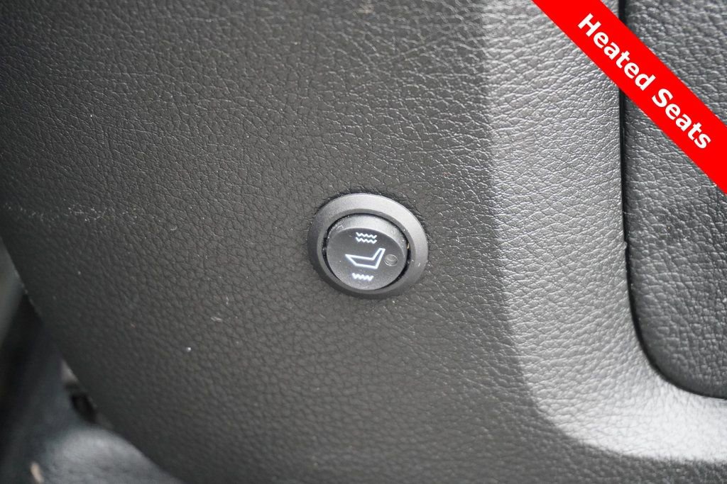 Used 2017 RAM 1500 Express image 18