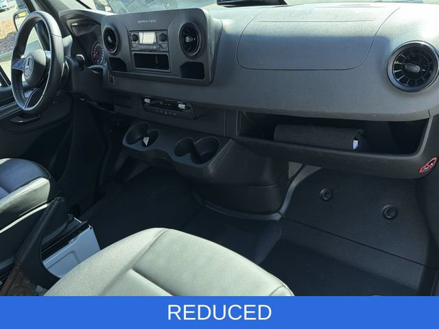 Used 2025 Mercedes-Benz Sprinter 2500 image 30