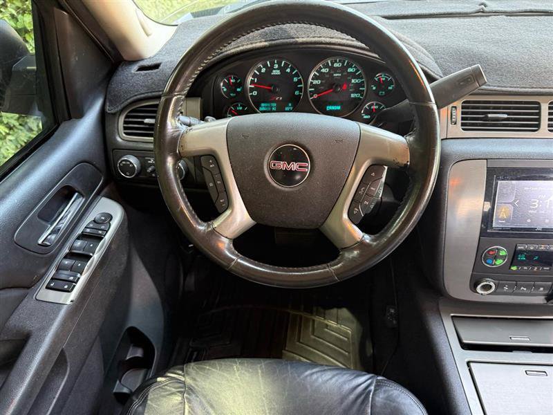 Used 2011 GMC Sierra 1500 SLE w/ All-Terrain Package AWD/4WD image 23