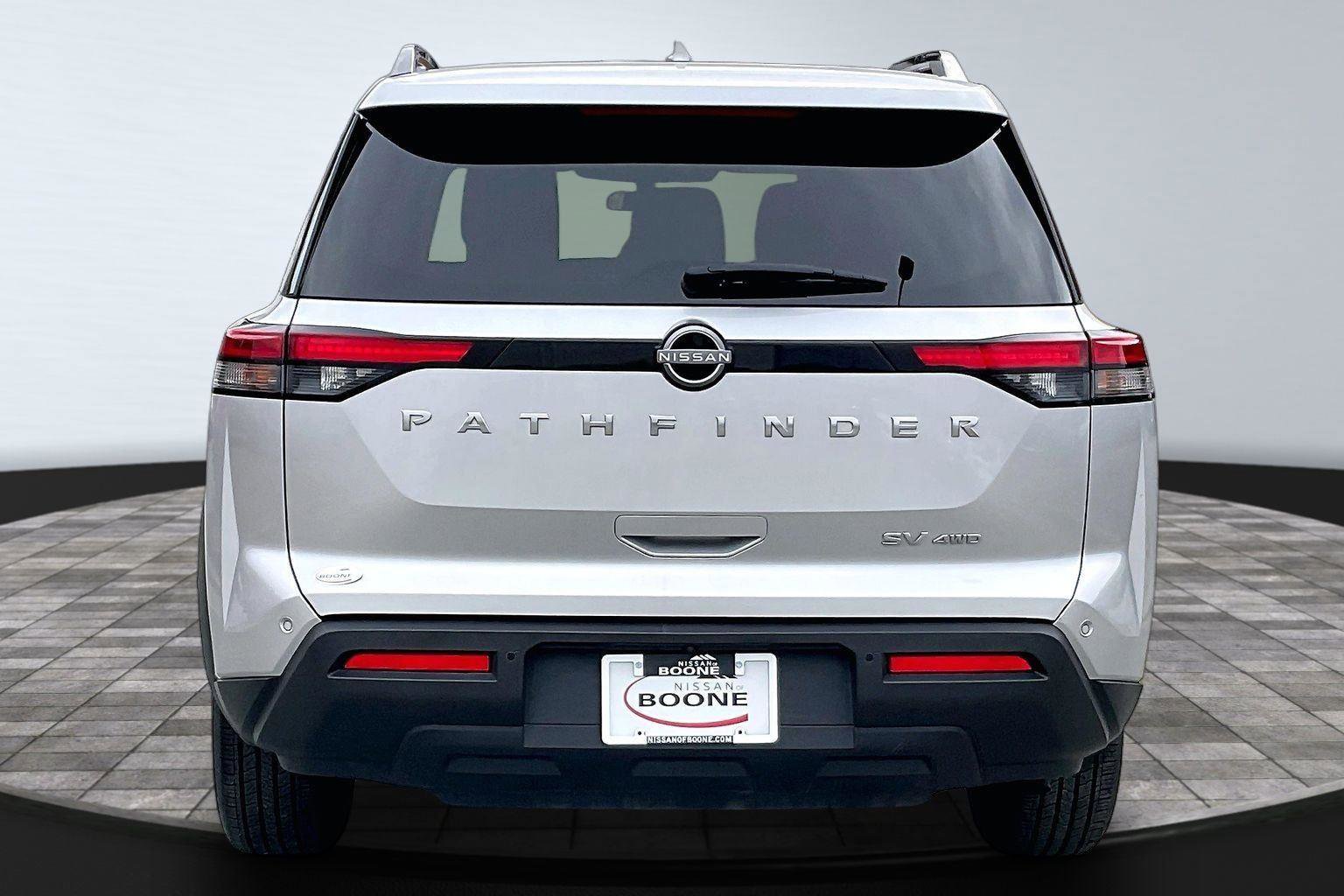 Certified 2024 Nissan Pathfinder SV image 5