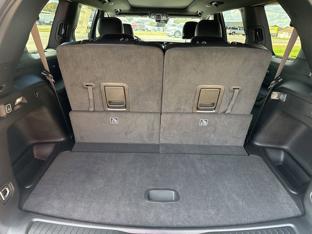 New 2025 Jeep Grand Cherokee L Limited w/ Black Appearance Package image 22