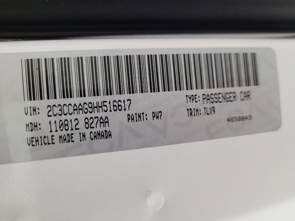 Used 2017 Chrysler 300 Limited image 33