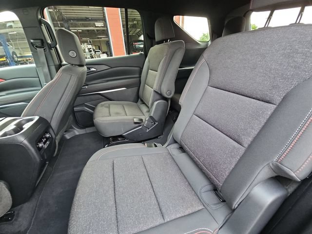 Used 2024 Chevrolet Traverse Z71 AWD/4WD image 27