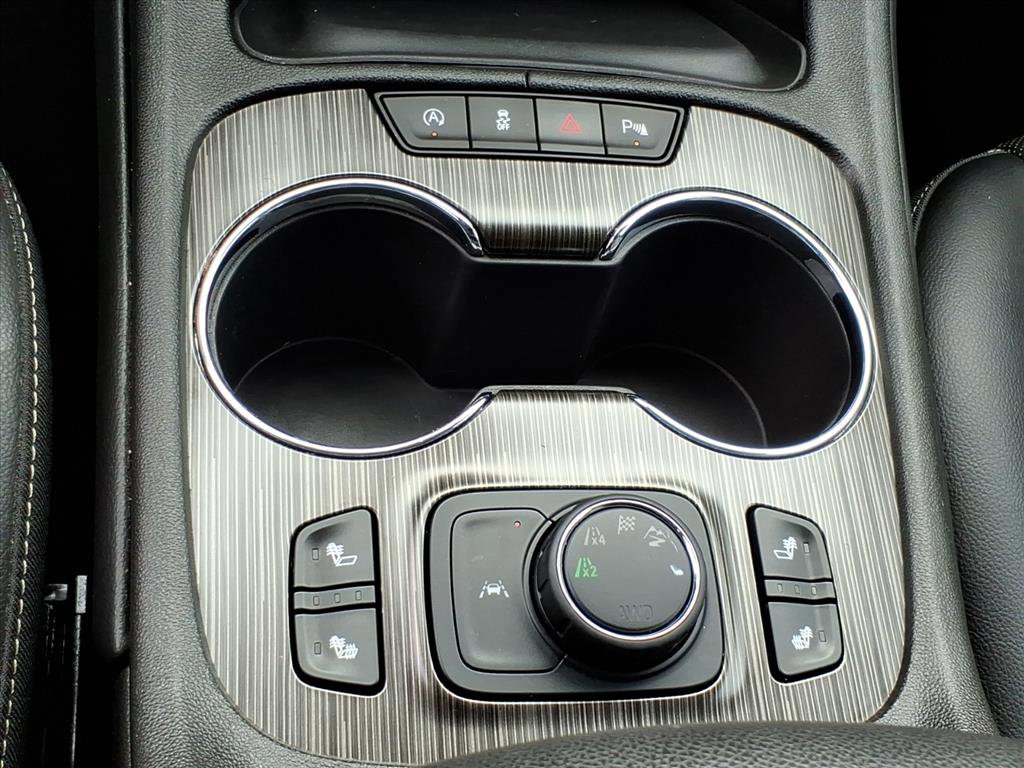 Certified 2023 GMC Acadia SLT image 22