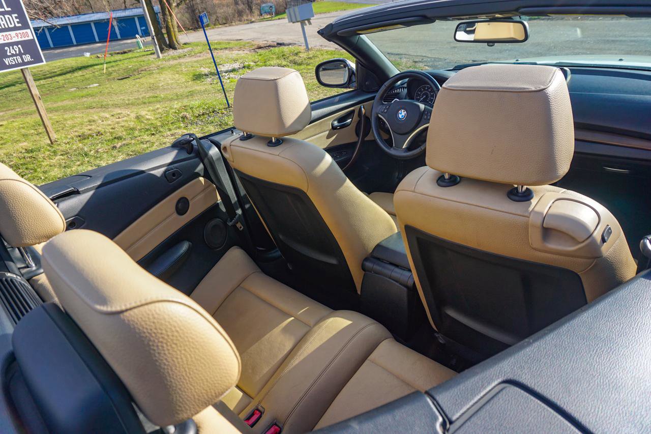 Used 2012 BMW 128i Convertible RWD image 48
