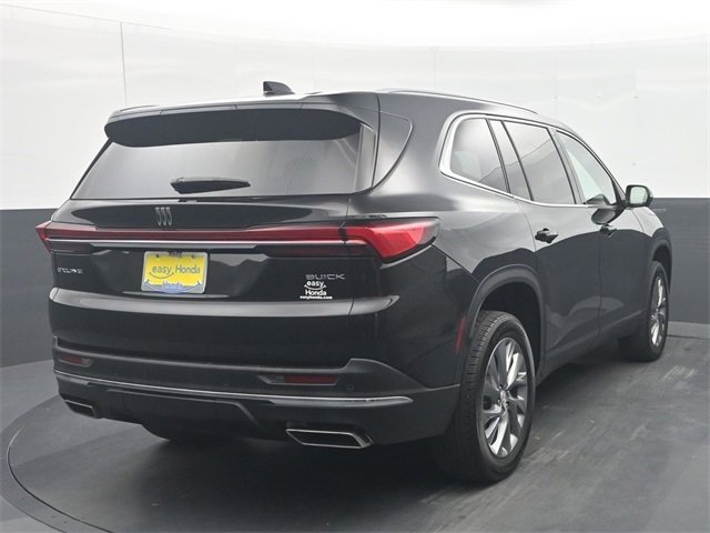 Used 2025 Buick Enclave Preferred image 7
