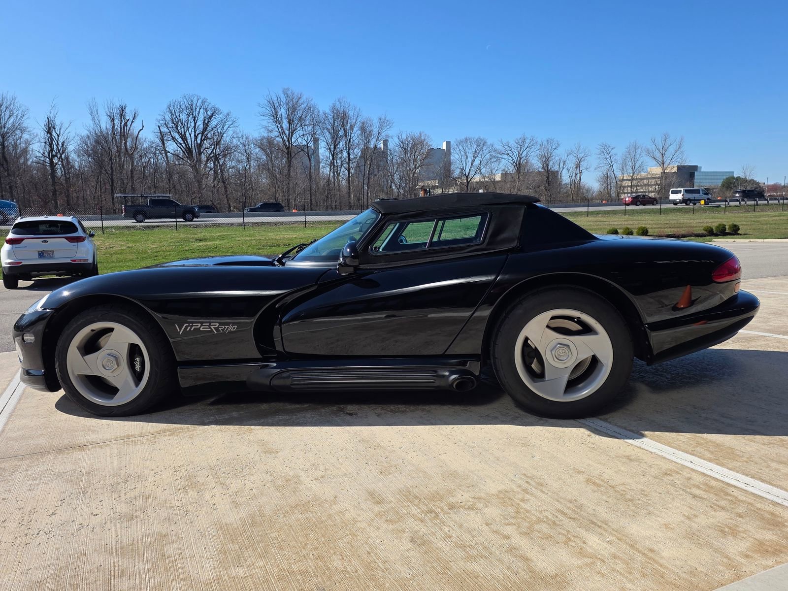 Used 1994 Dodge Viper RT/10 RWD image 1
