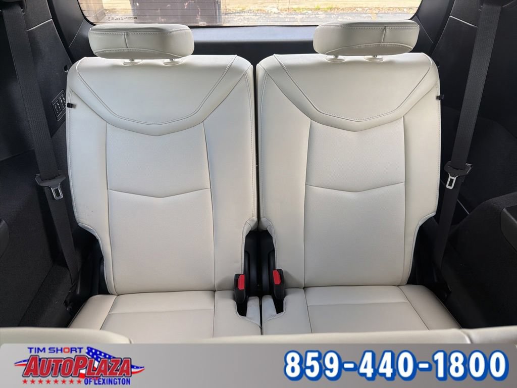 Used 2024 Cadillac XT6 Sport w/ Technology Package AWD/4WD image 34