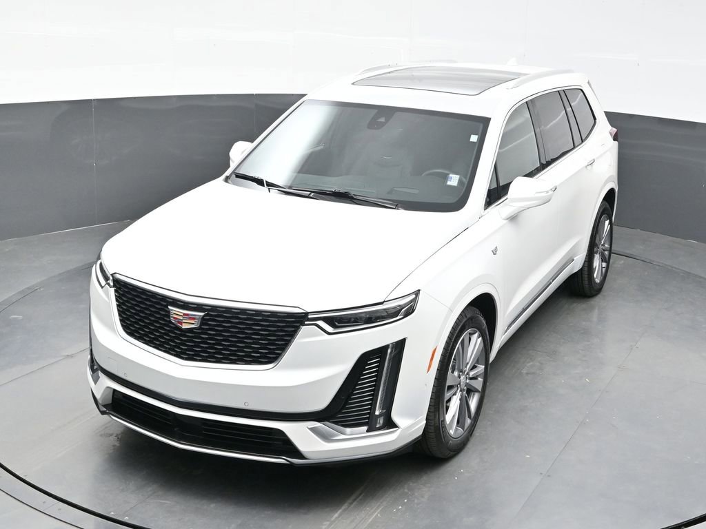 Certified 2025 Cadillac XT6 Premium Luxury w/ Platinum Package image 33