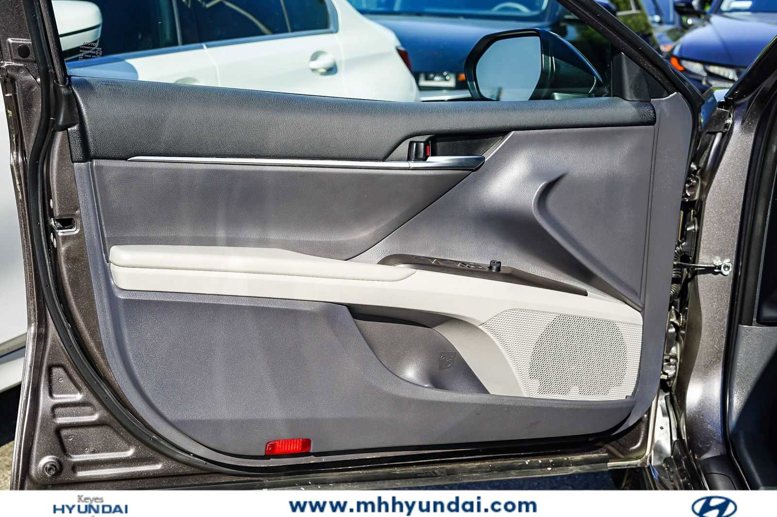 Used 2023 Toyota Camry SE FWD image 21