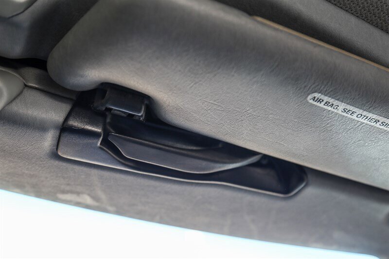 Used 1995 Mercedes-Benz E 320 Convertible image 69