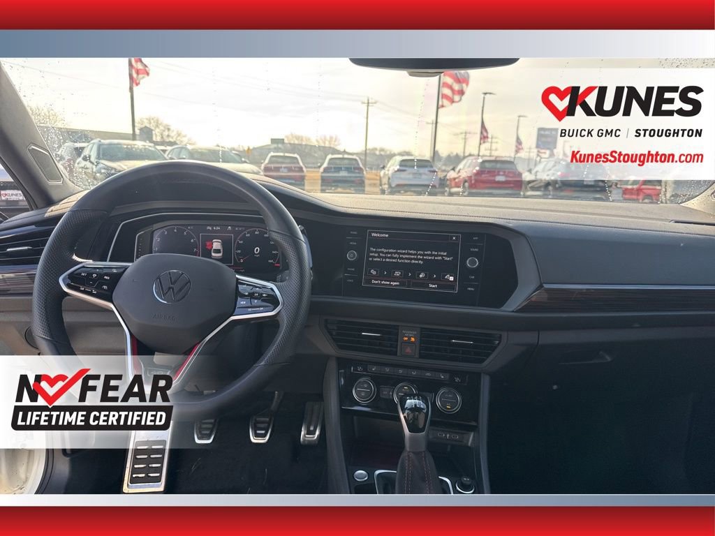 Used 2024 Volkswagen Jetta GLI 40th Anniversary Edition image 39