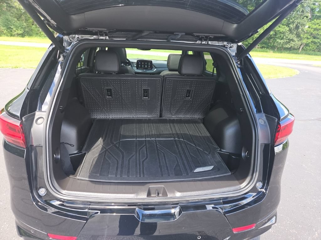 Certified 2024 Chevrolet Blazer RS w/ LPO, Floor Liner Package AWD/4WD image 27