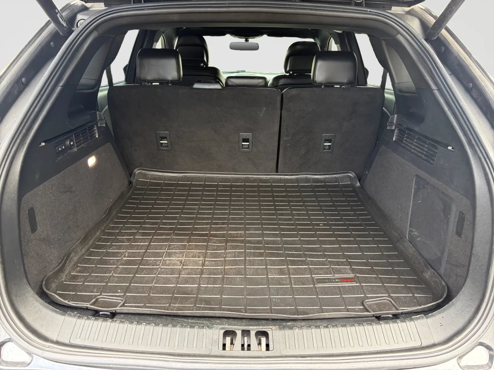 Used 2018 Lincoln MKX Reserve AWD/4WD image 16