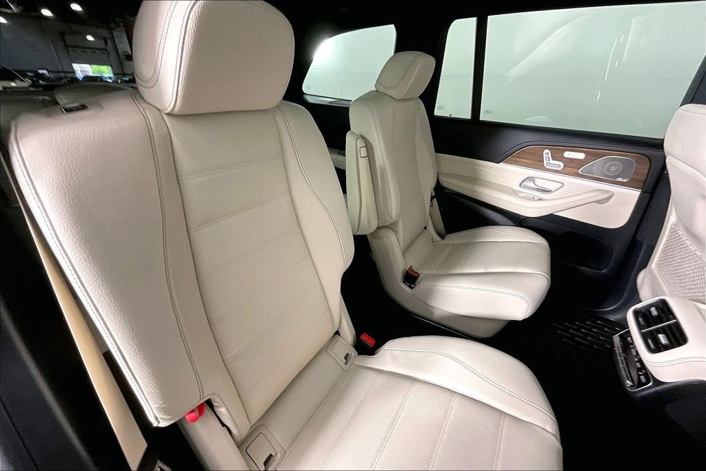 Certified 2025 Mercedes-Benz GLS 580 4MATIC image 19