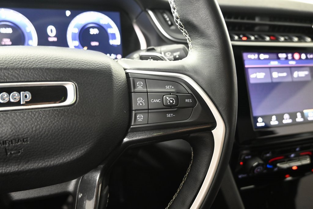 Used 2022 Jeep Grand Cherokee L Altitude image 37