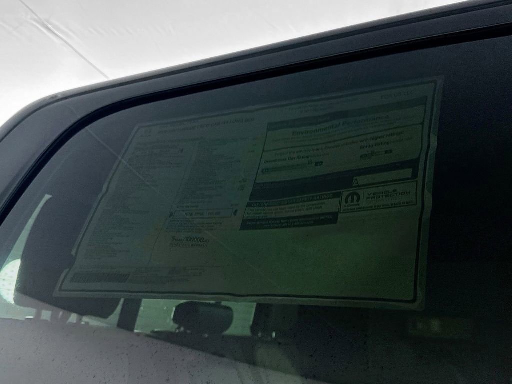 New 2025 RAM 3500 Laramie AWD/4WD image 21