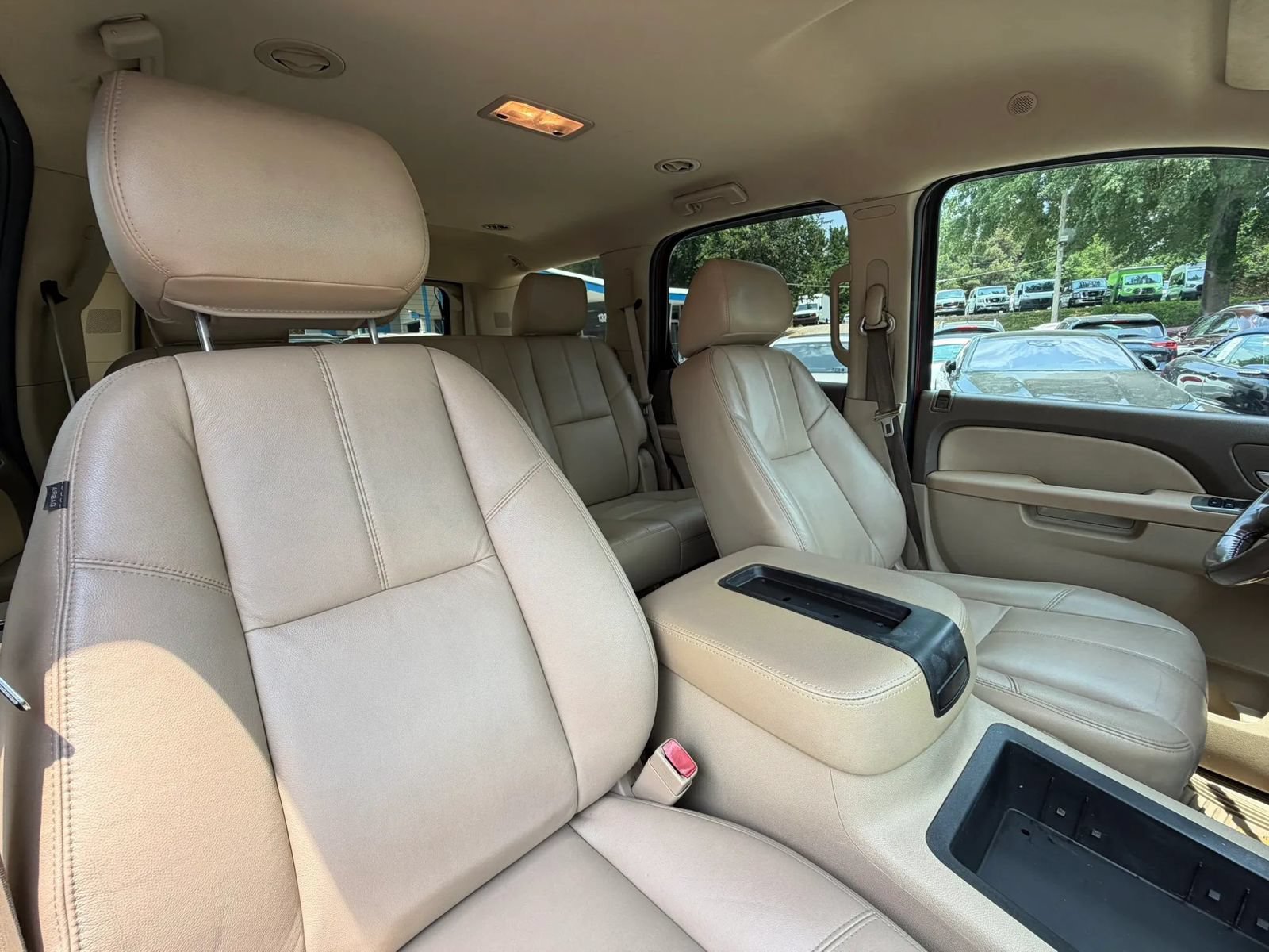 Used 2012 Chevrolet Tahoe LT w/ Suspension Package, Off-Road AWD/4WD image 26