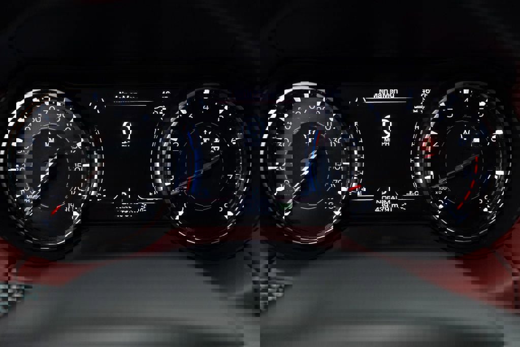 Used 2022 Maserati Levante GT image 16