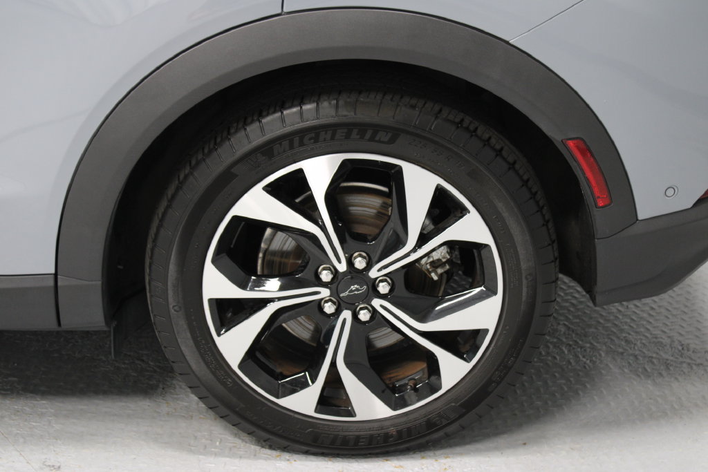 Certified 2024 Ford Mustang Mach-E Select AWD/4WD image 19