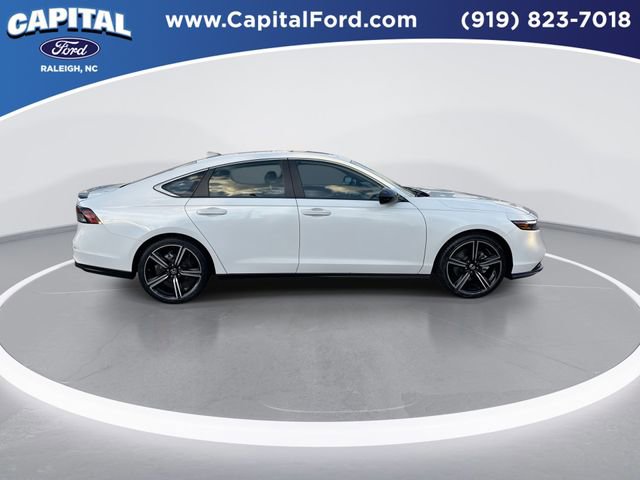 Used 2024 Honda Accord Sport image 9