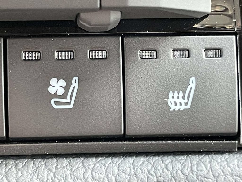 Used 2026 Toyota Tundra Limited RWD image 19