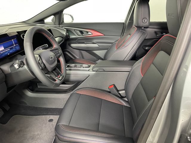 Certified 2026 Chevrolet Equinox EV RS FWD image 2