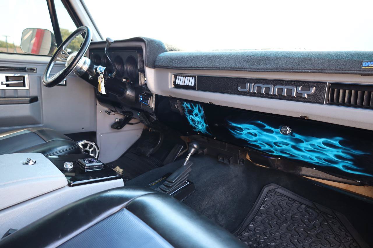 Used 1988 GMC Jimmy 4WD image 43